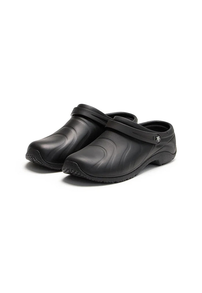 Anywear™ Zone Slip-Resistant Clog