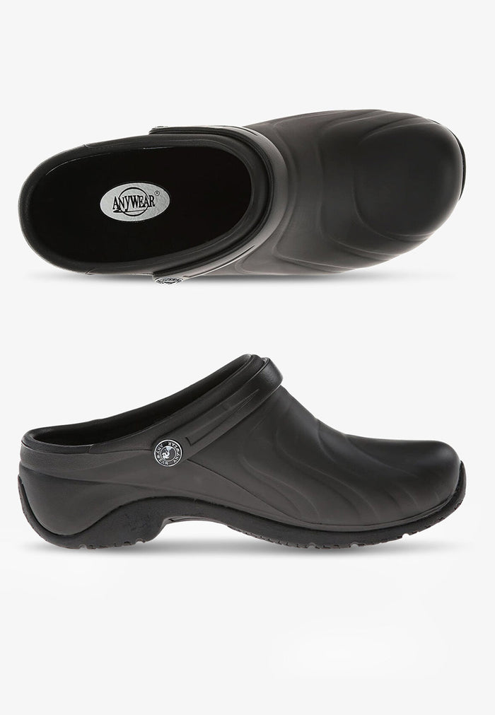 Anywear™ Zone Slip-Resistant Clog