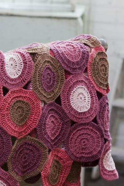 Circles in Circles Pattern Universal Yarn