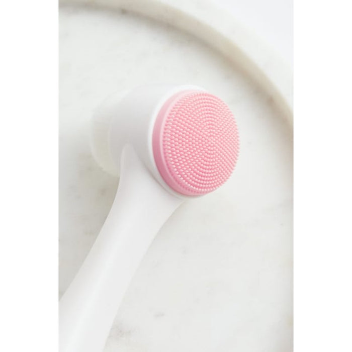 COGIT Clear Skin Face Wash Brush 1s | Isetan KL Online Store