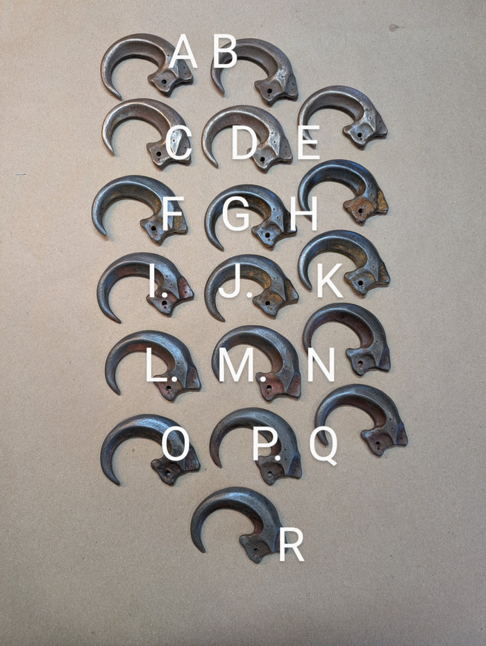 COLD CAST METAL CLAW PENDANT