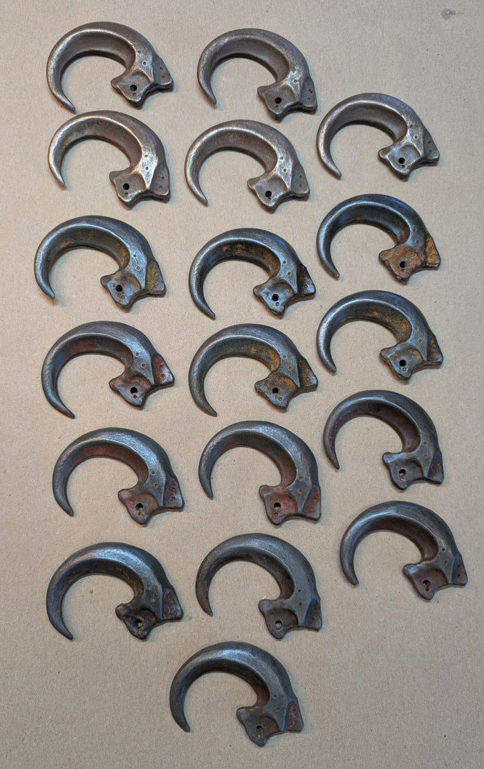 COLD CAST METAL CLAW PENDANT