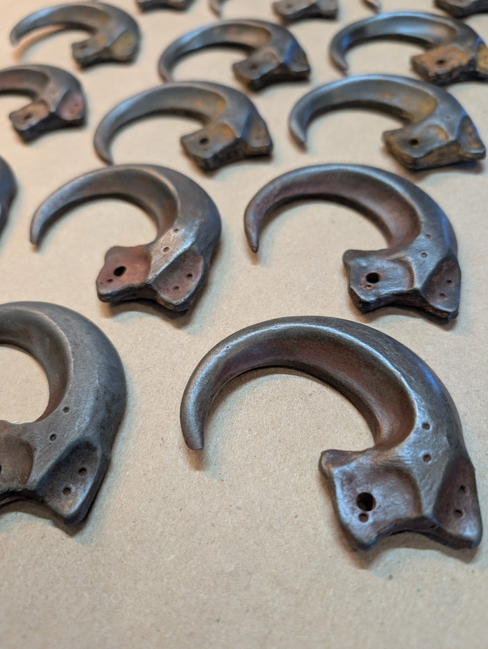 COLD CAST METAL CLAW PENDANT