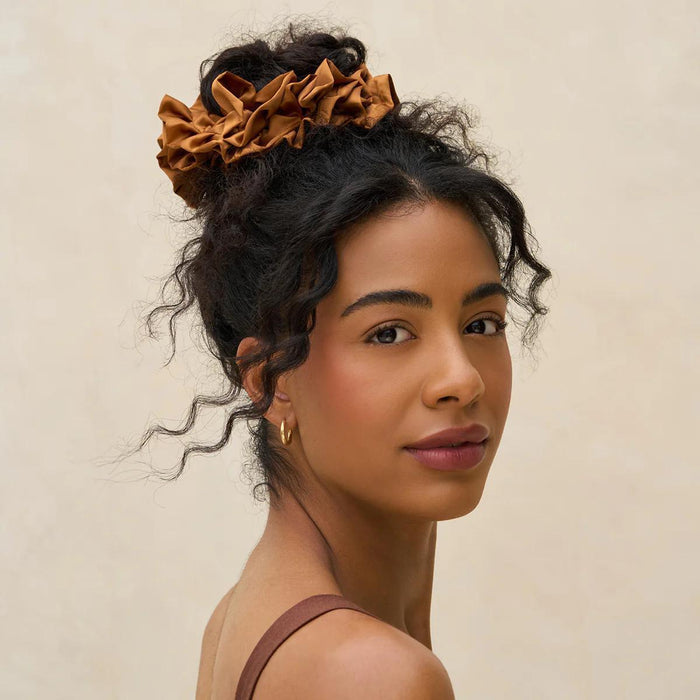Kitsch Ruffle Scrunchie