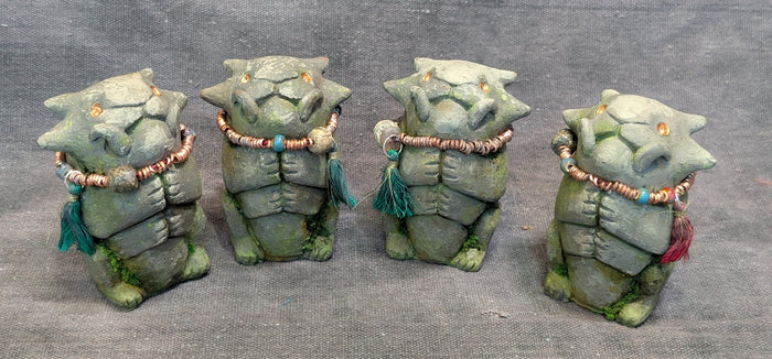 MINI STONE EFFIGY FINISHED FIGURE