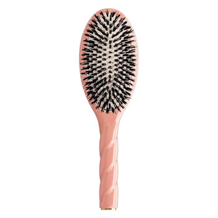 N.02 The Essential Do-It-All Brush - Coral