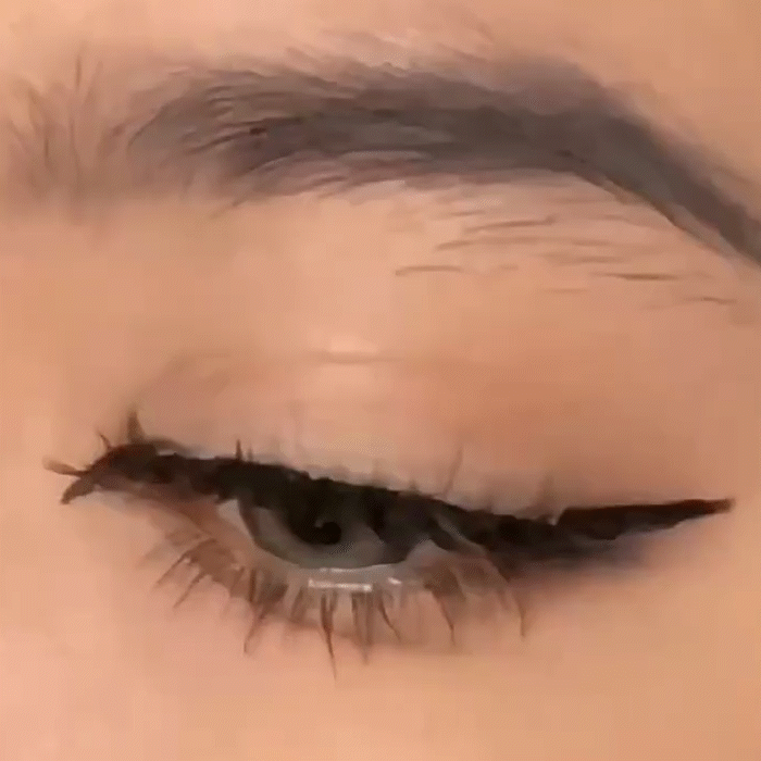 NANALASHES Night Elf Barbie-Style False Eyelashes