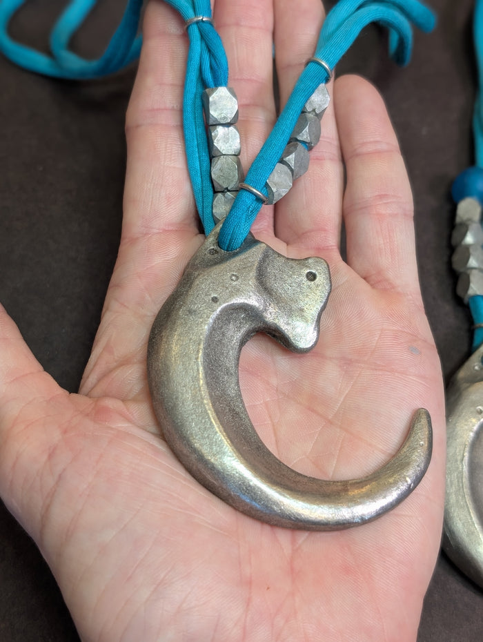 REAL PEWTER METAL CAST CLAW NECKLACE