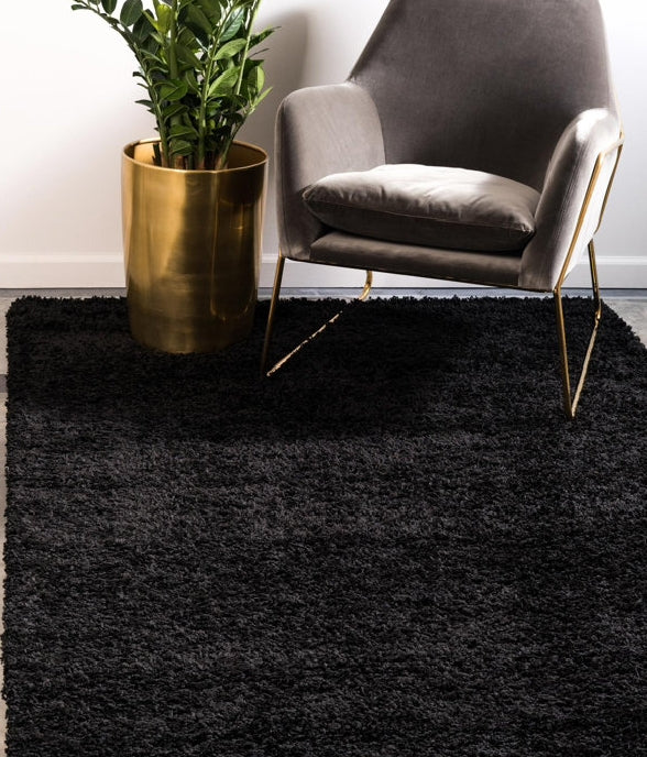 Santoshi Jet Black Carpet 7ft 10 in Square