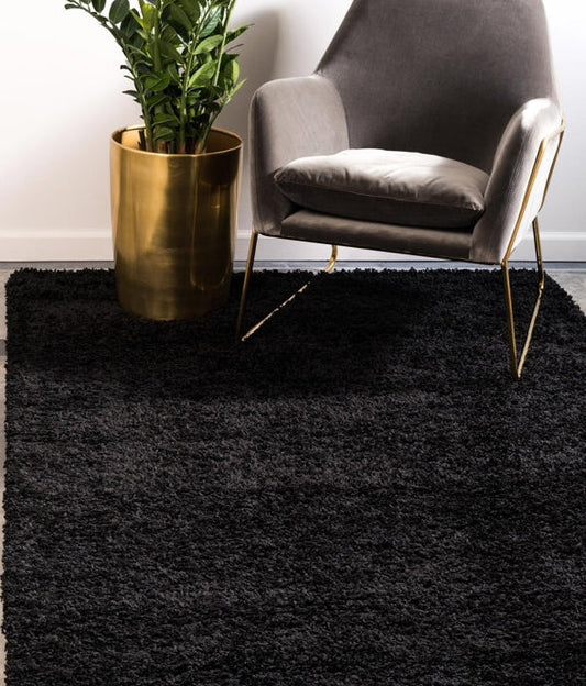 Santoshi Jet Black Carpet 7ft 10 in Square