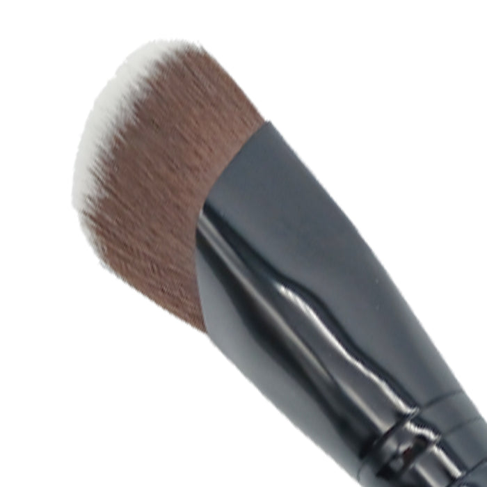 Closeup of the Demure Sculpting Contour Brush