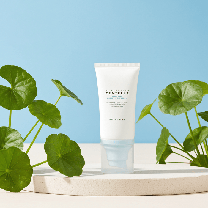 Skin1004 Madagascar Centella Hyalu - Cica Water - Fit Sun Serum 50ml - Komiko Beauty