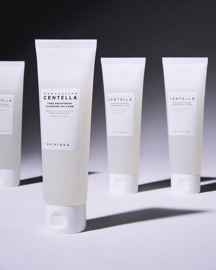 Skin1004 Madagascar Centella Tone Brightening Cleansing Gel Foam 125ml - Komiko Beauty