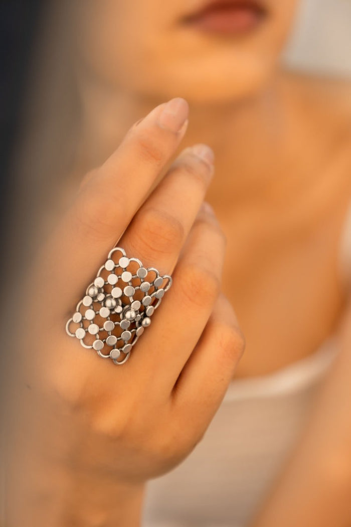 Tattva Statement Jali Ring