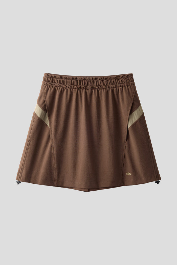 Brown / S